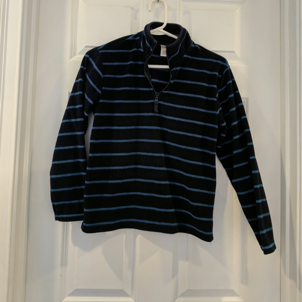 Long sleeve fleecce
